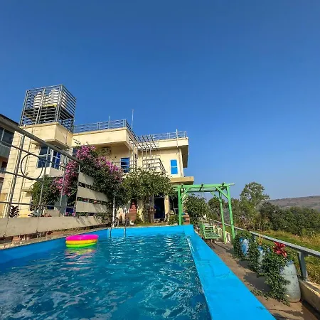 Meraki Hillside Villa-3