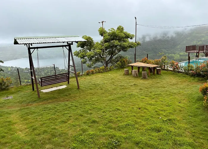 Paramount 3 Ac Bedrooms Hall Garden With Lake View Panchgani